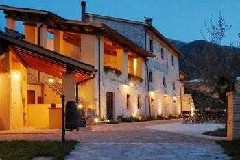 Gasthaus Antico Casale Urbani Scheggino Exterior foto
